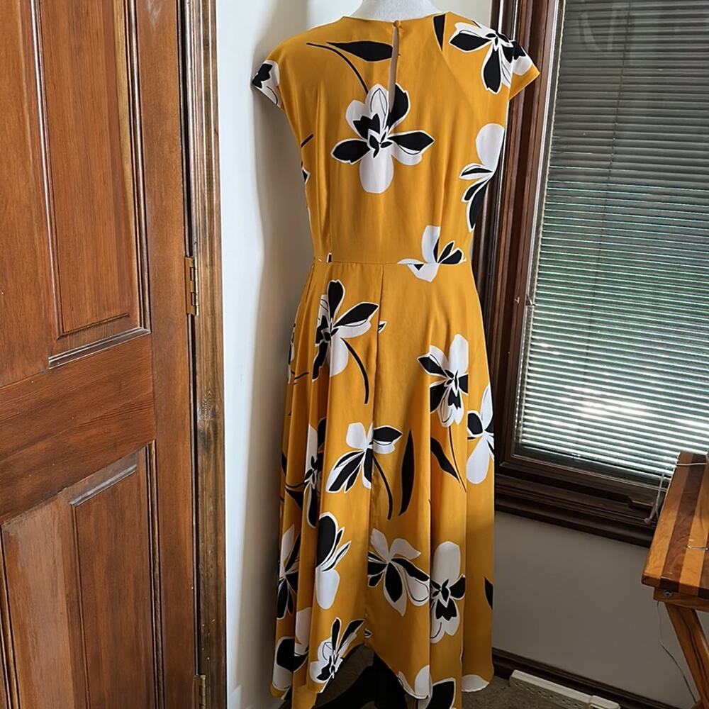 Who What Wear | Yellow Floral Midi Dress Size M - Picture 9 of 15